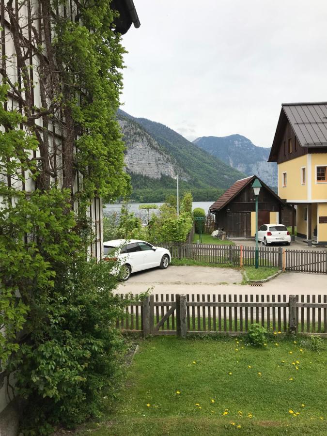 Glueck Am See - Apartment Mit Seezugang Hallstatt Exterior photo
